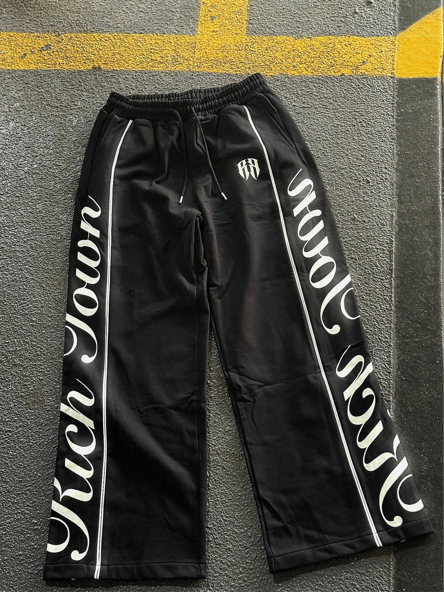 “RICH TOWN” SWEATPANTS