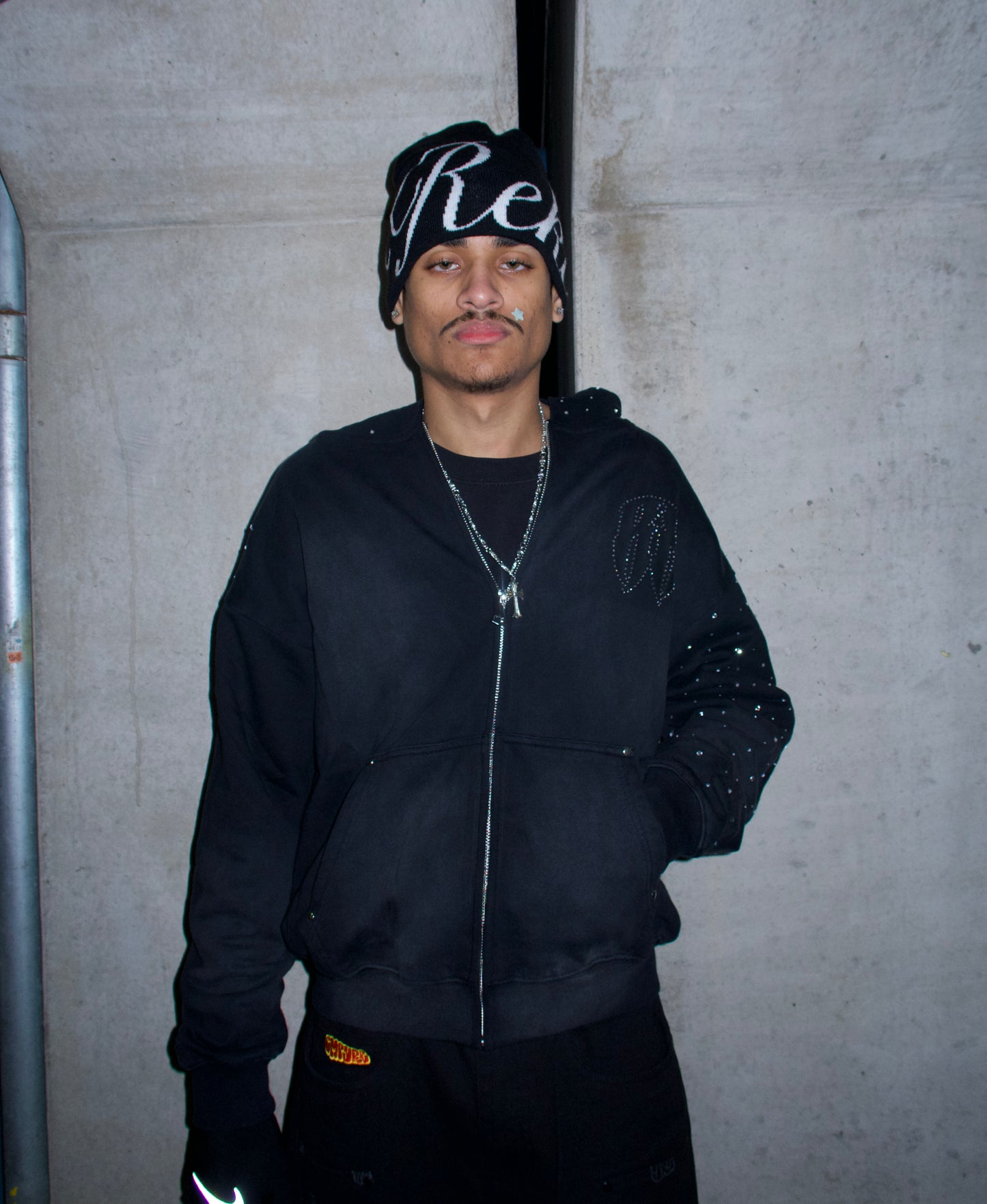 “RRHINESTONE” ZIP-UP